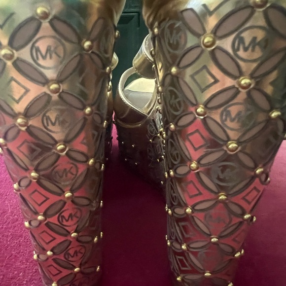 Michael Michael Kors Wedge Heel - Picture 5 of 9